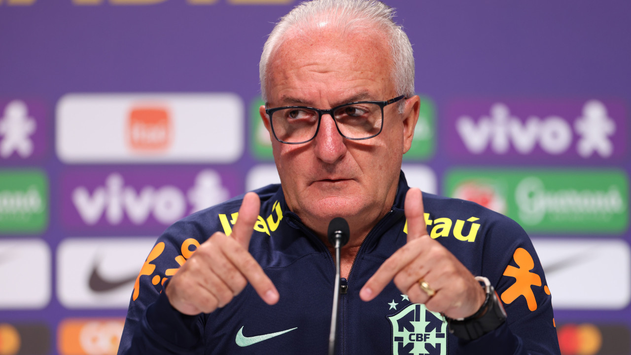 Dorival Júnior fica na seleção após rodada ruim nas Eliminatórias? Entenda cenário